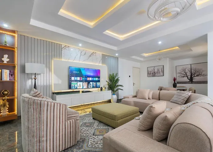 Oniru VI Br 3Ba - Spacious, Fast Wifi, Pool, Free Parking