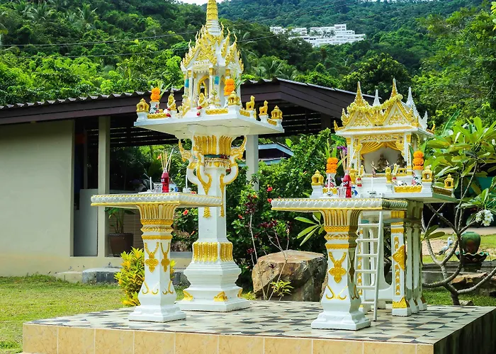 Bang Po Hut