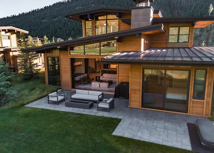 The Cabins At Snake River Sporting Club