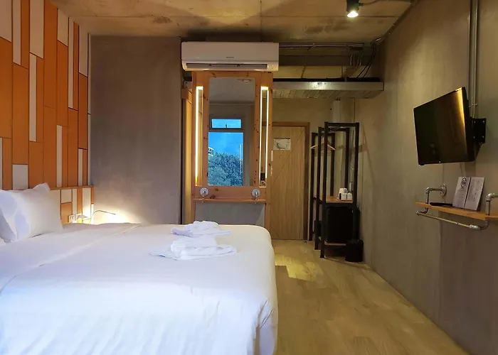 Ecoloft Hotel - Sha Plus