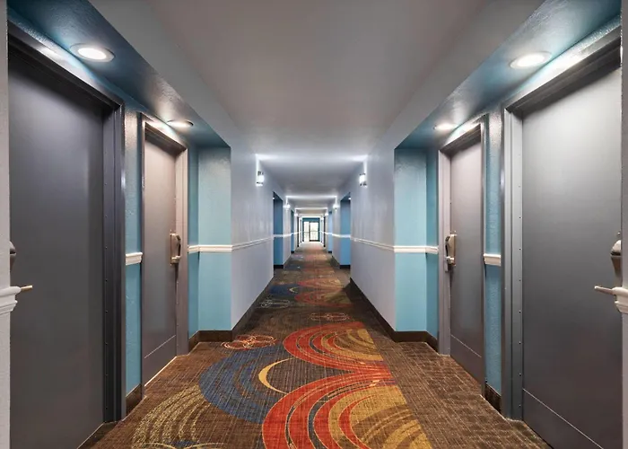 Days Inn By Wyndham Lincoln