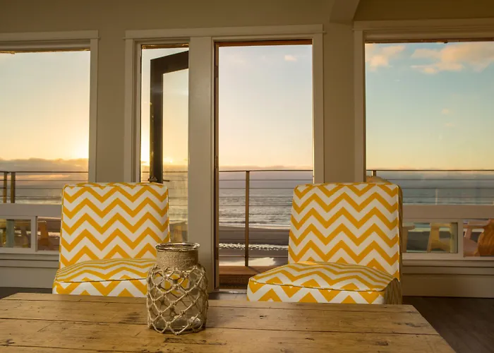 Pelican Shores Inn