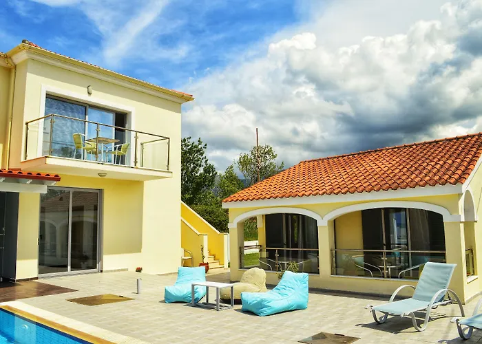 SunRose Beach Aparthotel