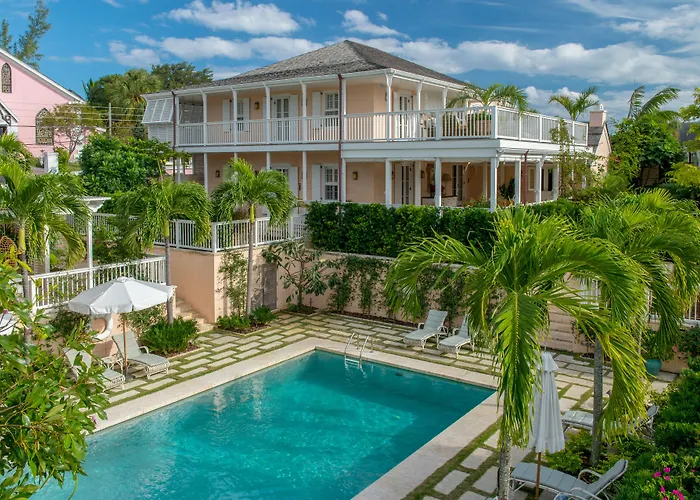 Eleven Bahama House