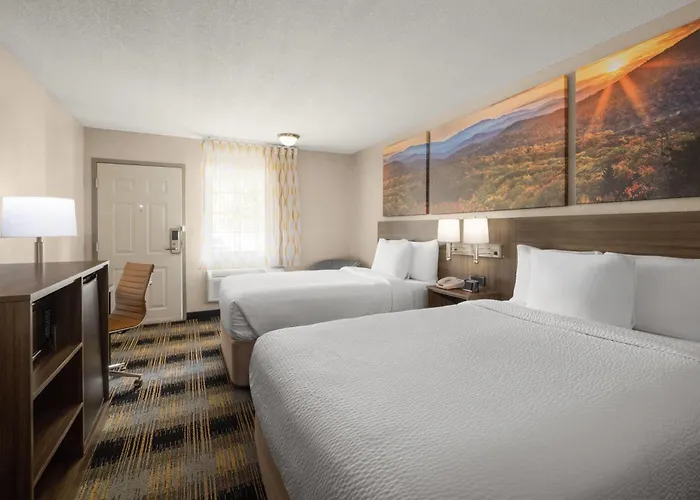 Days Inn By Wyndham Canton
