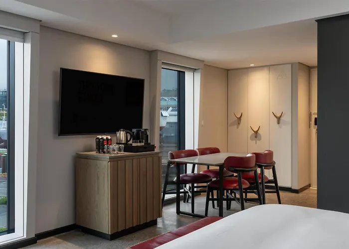 Radisson Red Hotel V&A Waterfront Cape Town