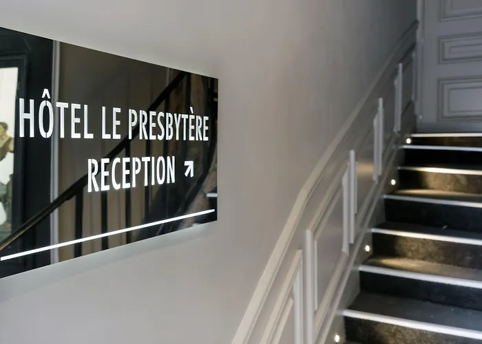Hotel Le Presbytere Paris