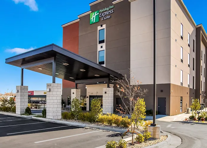 Holiday Inn Express & Suites Tulsa East - Catoosa By Ihg