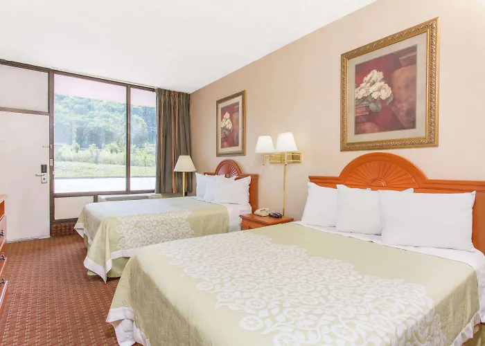 Days Inn By Wyndham Princeton