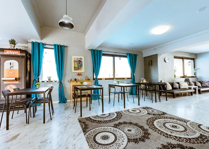 Gregory Comfort Hotel