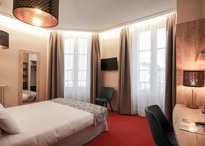 Hôtel Montaigne