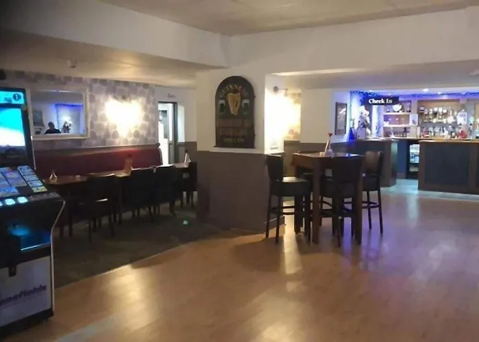 Alcester Inn