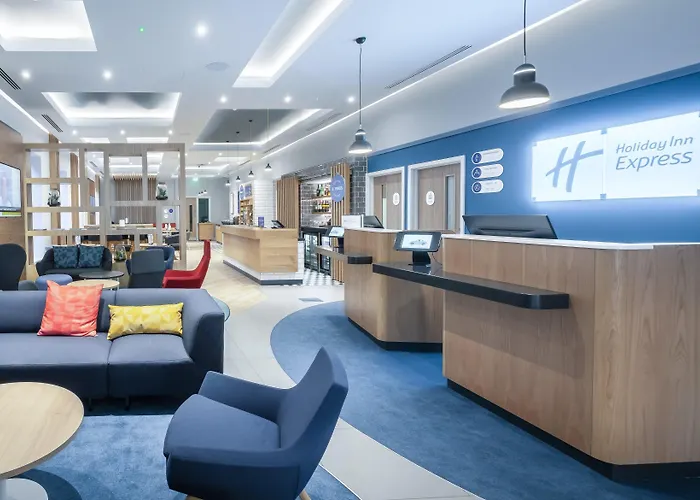 Holiday Inn Express - Fleet By Ihg