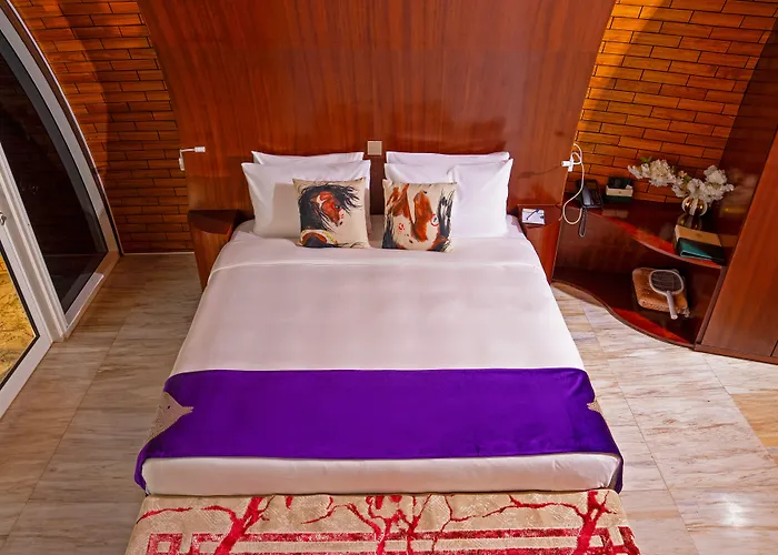 Nirvana Retreat