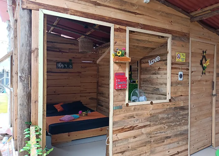 Baru Jet Set Beach & Hostal Playa Blanca