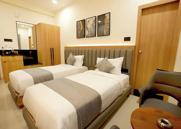 Oak Business Hotel