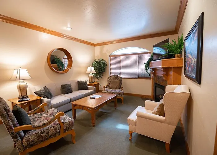 Family-Friendly Zermatt King Villa With Kitchen Near Park City - #1072