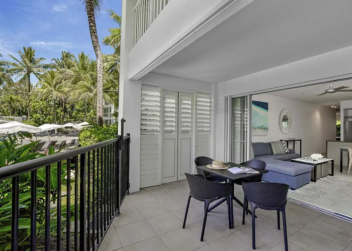 Peppers Beach Club