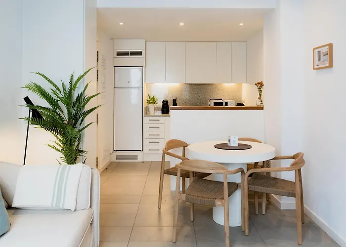 Gaia Apartments & Lofts Cadaques