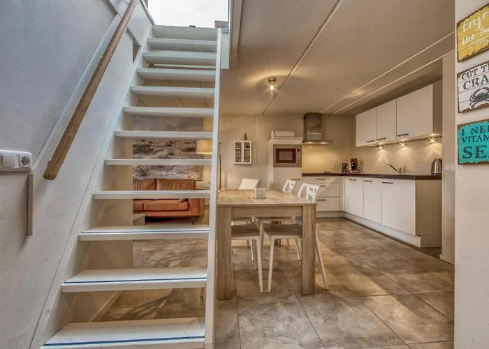 Lovely Apartment In Schiermonnikoog