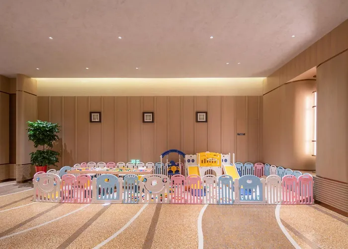 Elong Hotel Qingdao Golden Beach
