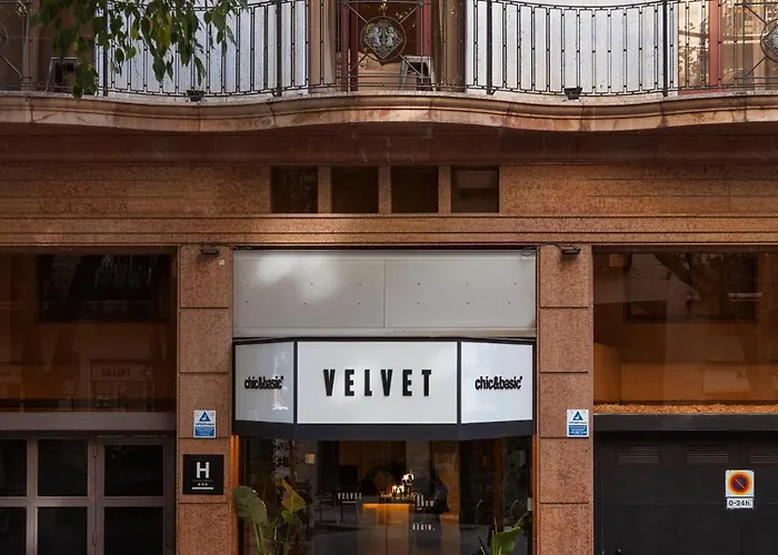 Chic & Basic Velvet Hotel Barcelona