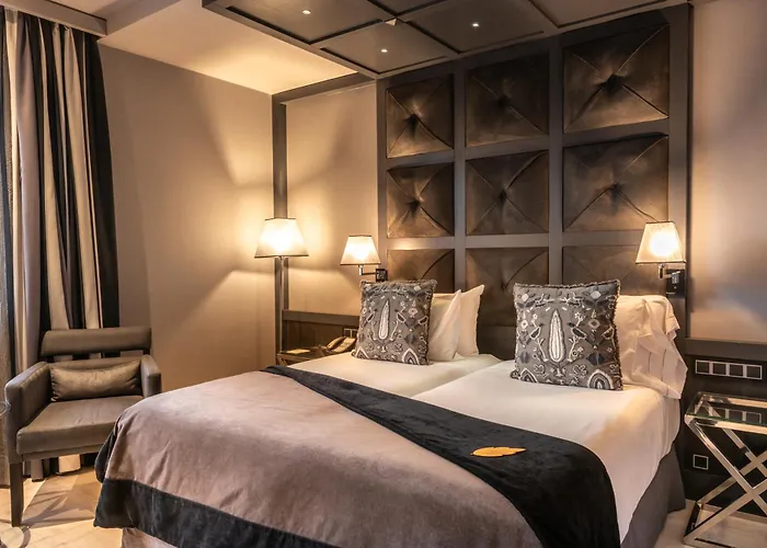 Hotel Val De Neu G.L.