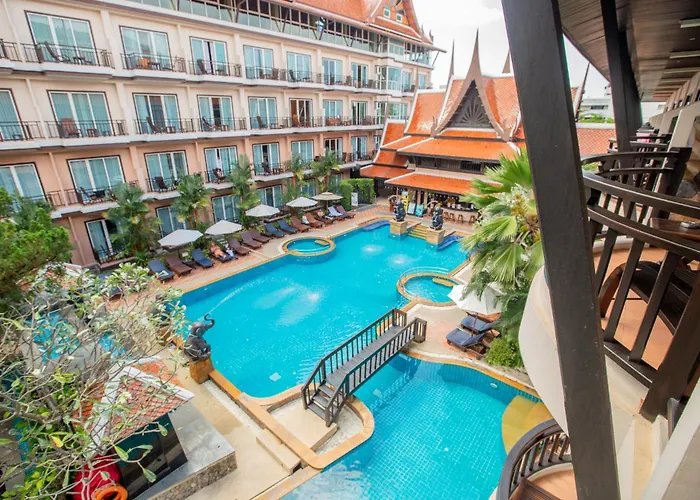 Nipa Resort, Patong Beach