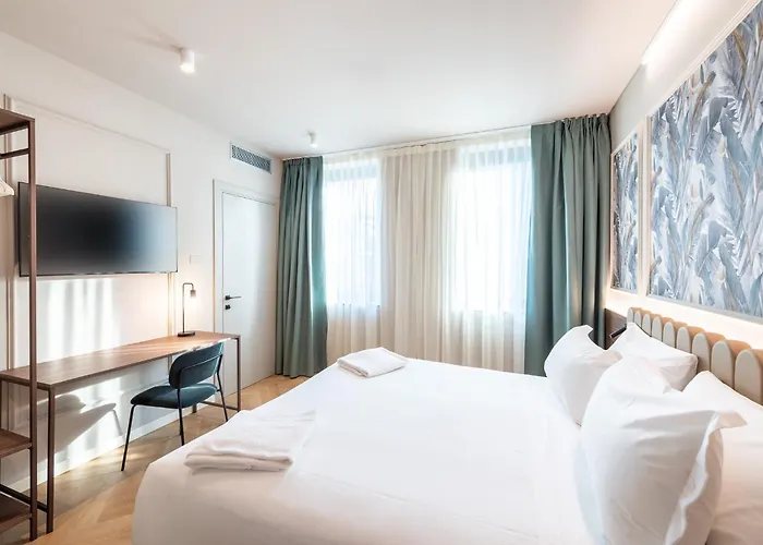 Neo Hotel