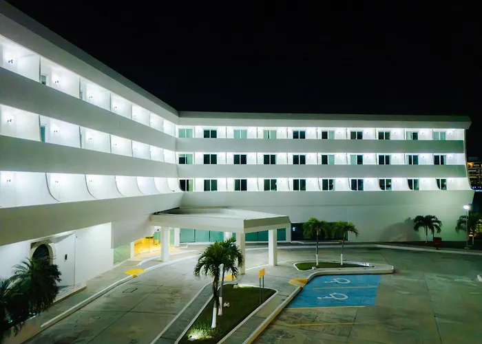Hotel Katuxlan