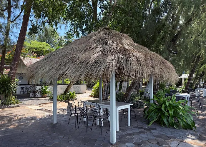 Nataya Round House Coral Bay Resort