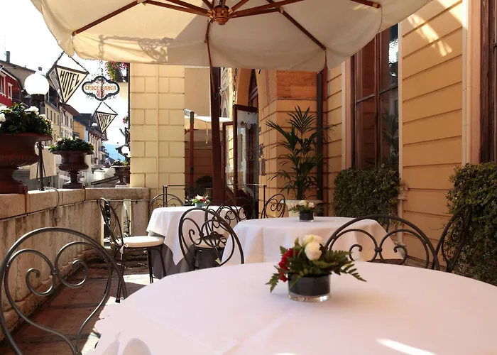Hotel Croce Bianca
