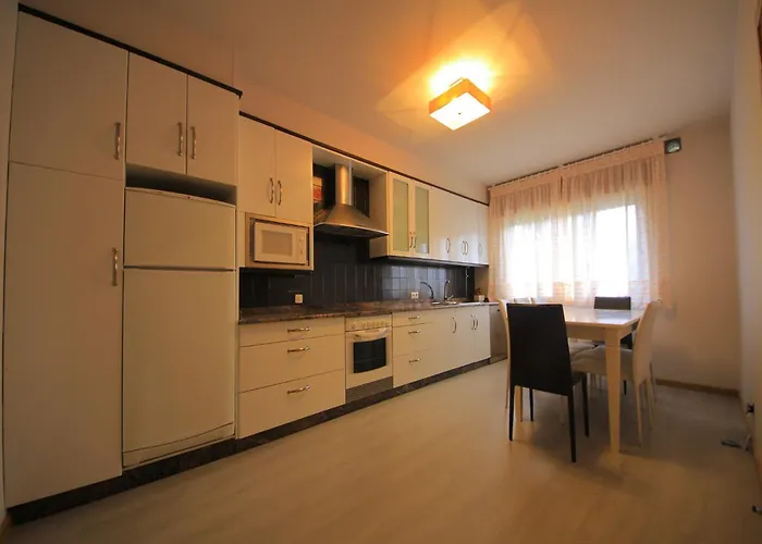 Apartment In Sanxenxo Near Montalvo Beach