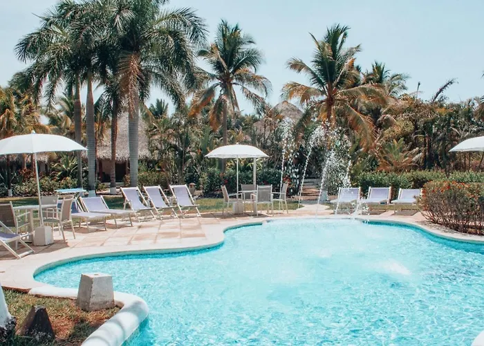 Dos Mundos Pacific Resort