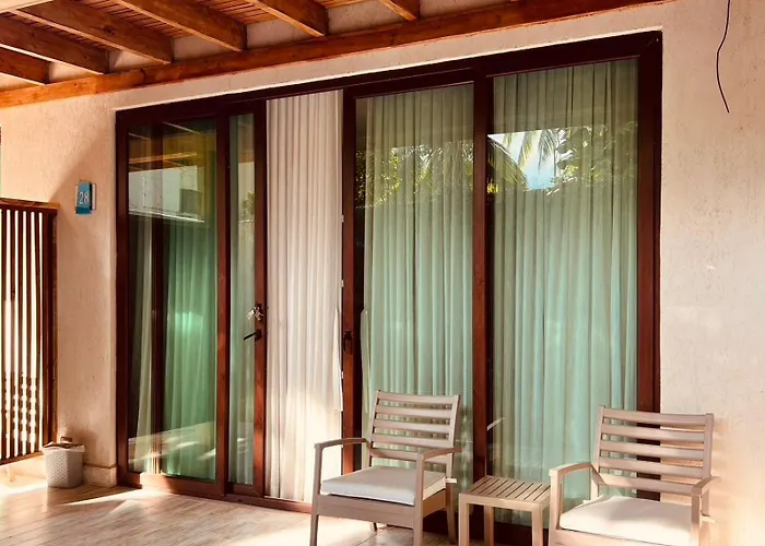 Paraiso Rainforest And Beach Hotel