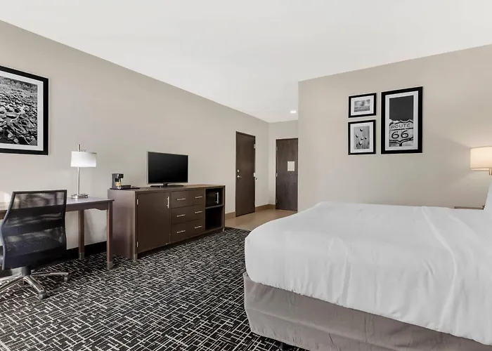 Comfort Inn & Suites