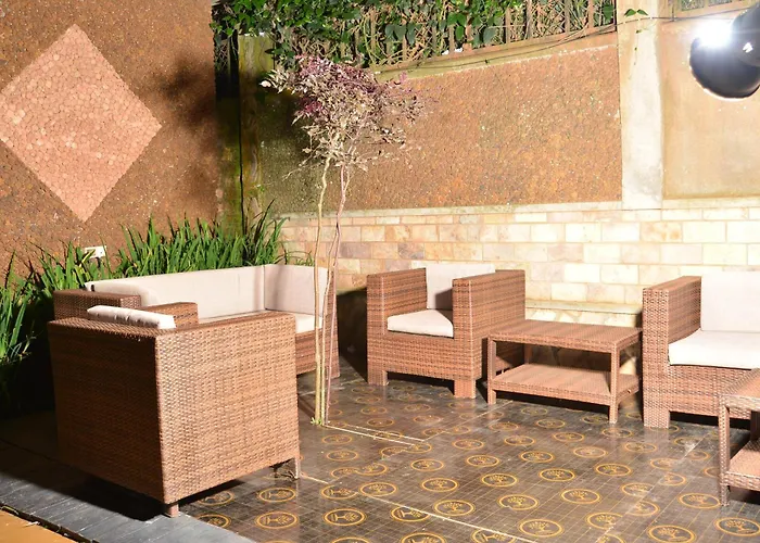 Mowicribs Hotel And Spa