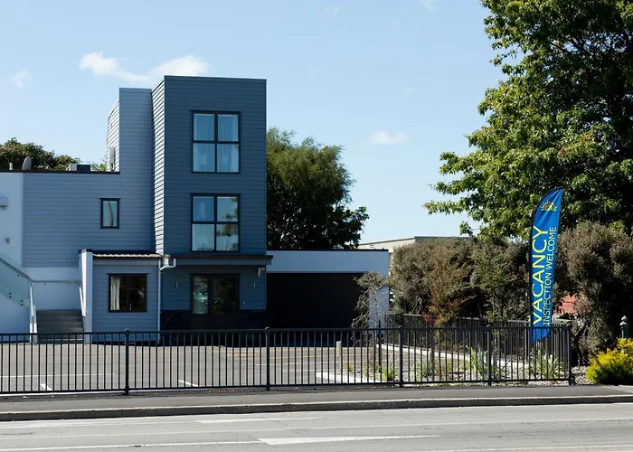 2 On Whiteleigh And 239 On Lincoln Motel Christchurch
