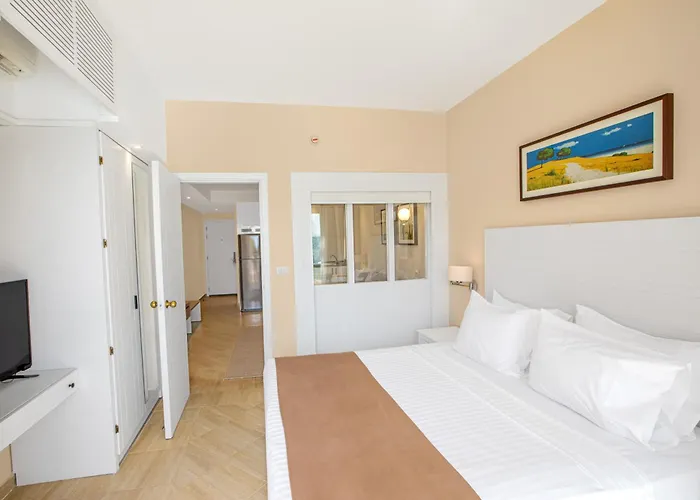 Sky View Suites Hotel