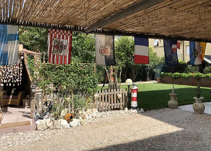 Shell House, Casa con ampio giardino a 100m dal mare