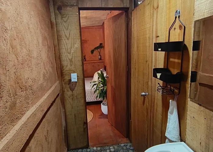Hostel Flakos