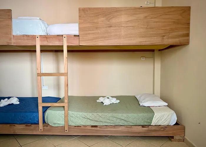 Casa Mar Surfhouse