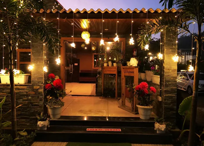 Corbett Nature Walk Near Dabka River - Forest View Swimming Pool Retreat