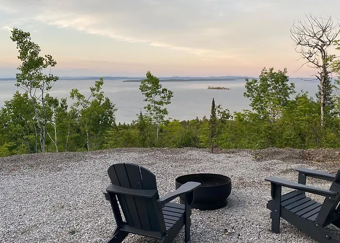 Ten Mile Point Resort