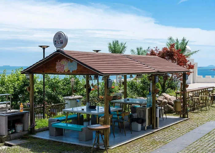 Laoshan Swan Castle Hot Spring Wellness Resort-Hot Spring Wellness Resort,Sky Infinity Pool,8 Indoor & Outdoor Hot Spring Pools,Dozens Of Ocean-View Tea Pavilions,Your Secluded Wellness Paradise
