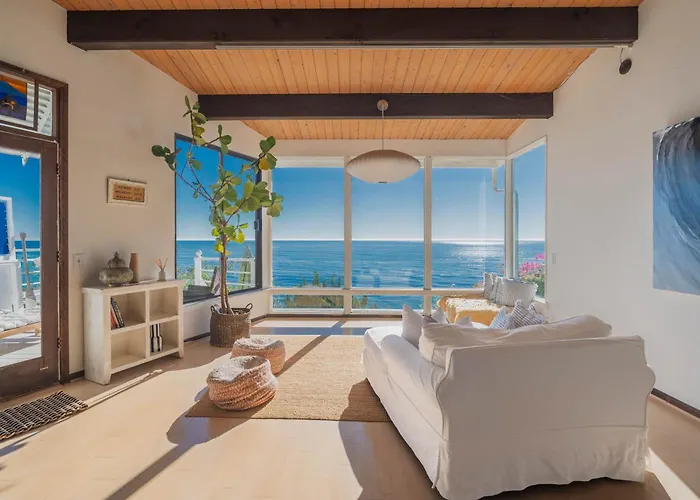 Malibu Villa With Beach Access And Ocean View