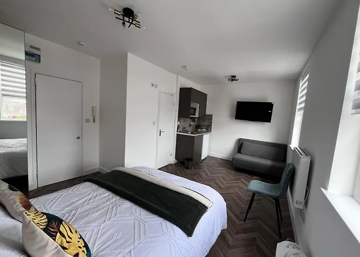 Dalston Luxe Studios, 10 Minutes Away From Liverpool Train Station London