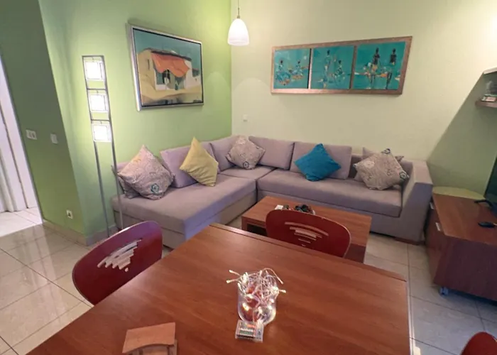 Glyfada Menigos Apartment 21