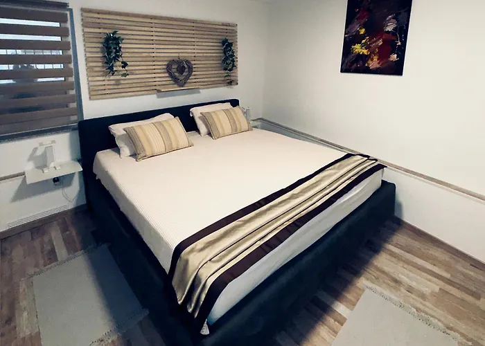 Apartma Tayana Piran - With Affordable Parking !!!