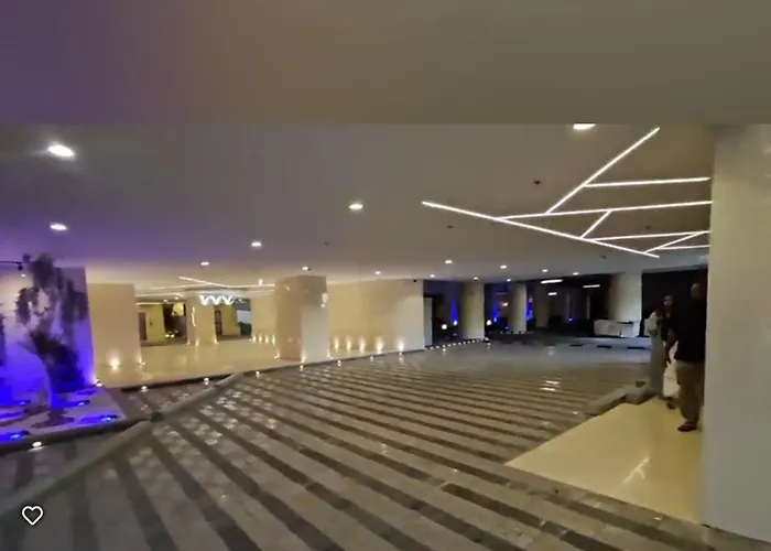 شقة بنظام فيلا مستقلة بالكورنيش Apartment With Villa System